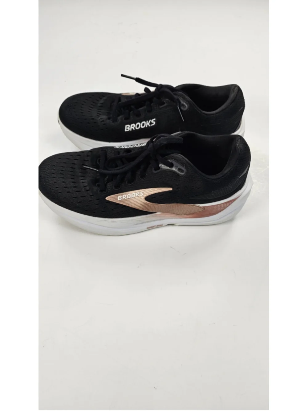 Brooks Ghost Max 3 Womens Size 8 B Running Shoes Black Rose Gold 1204571B043